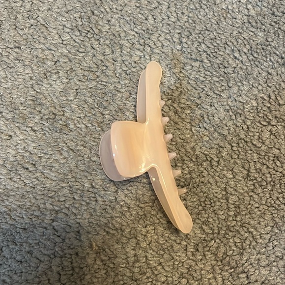 Light pink claw clip - Picture 1 of 2